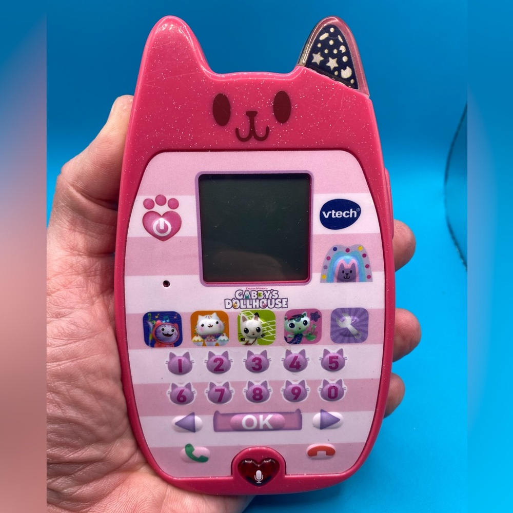 VTech Gabby's Dollhouse A-Meow-Zing Phone.